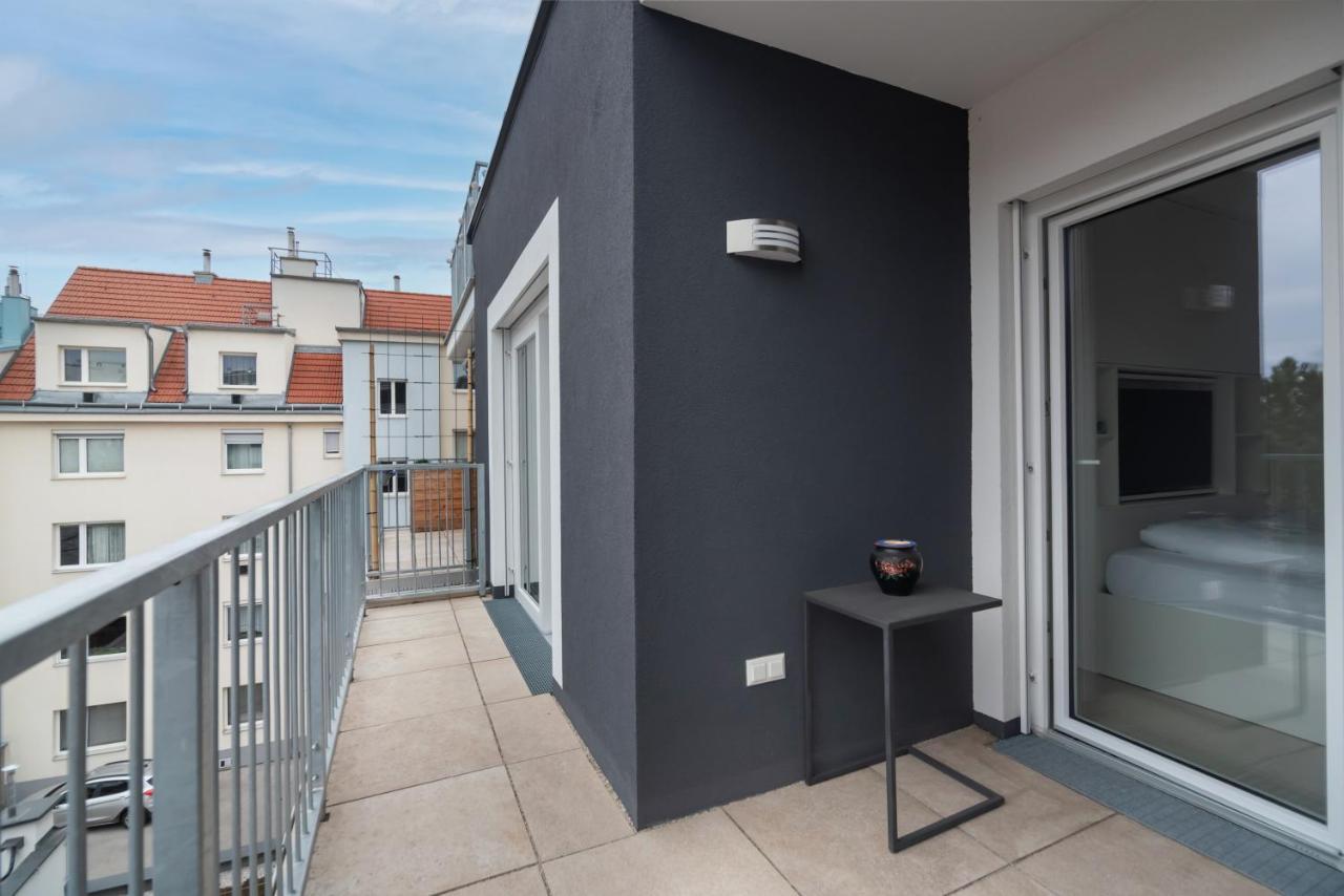 Appartamento Ruhig, Hell Und Neu Mit Garage Vienna Esterno foto